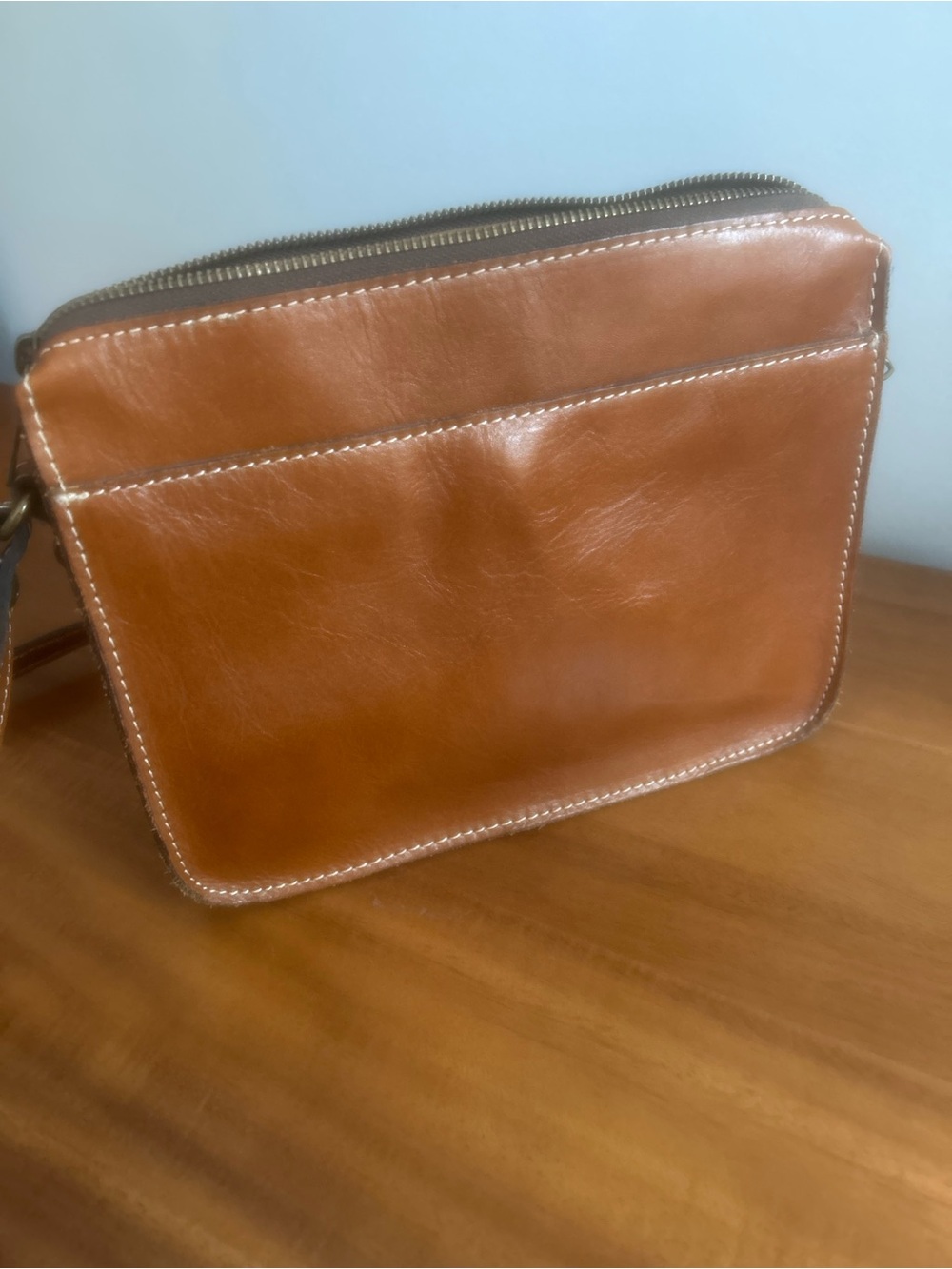 Patricia Nash - Leather Crossbody Bag in Cognac Brown - Picture 2 of 5